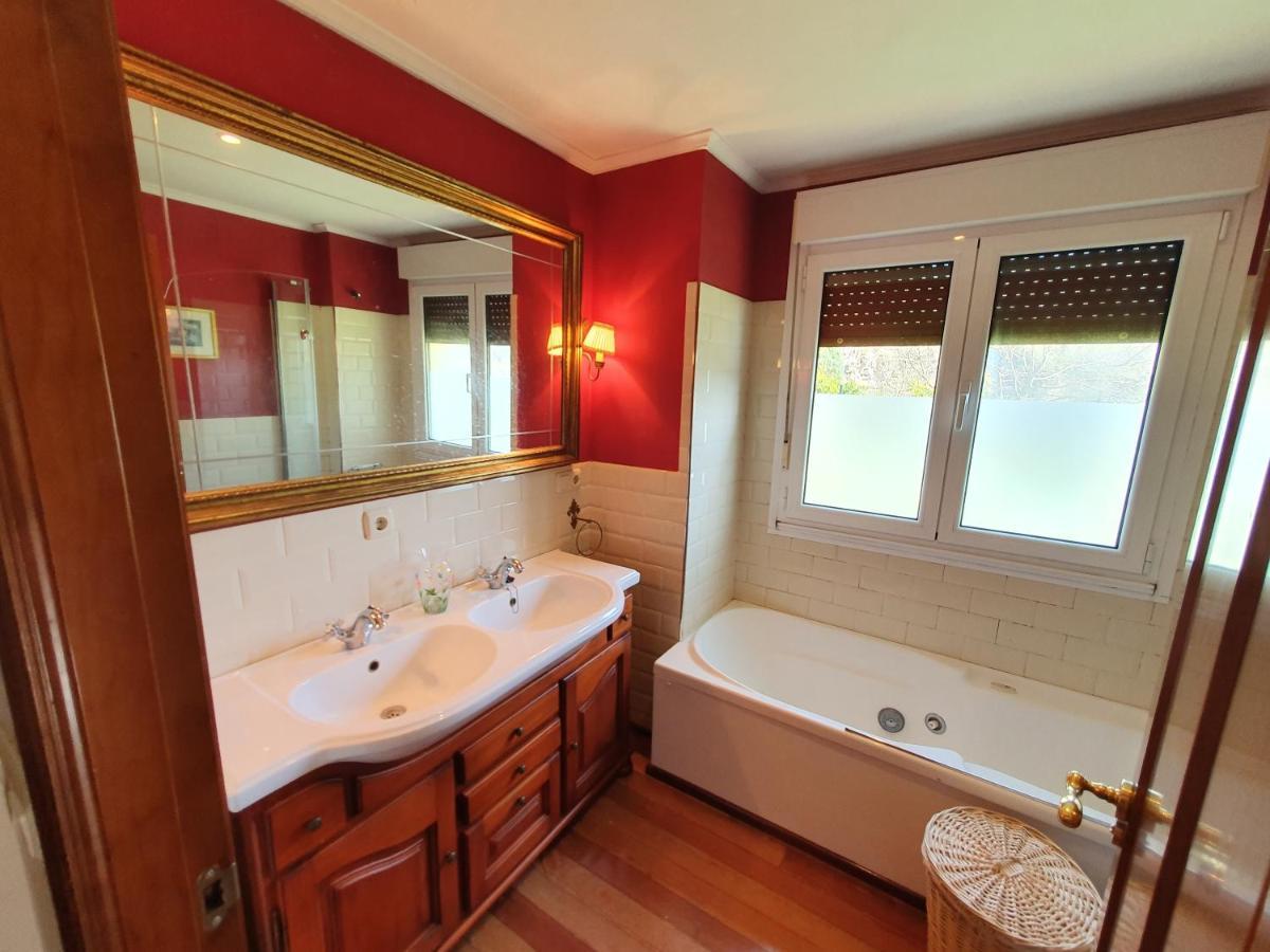 Arroes Village And Pool - Villa con piscina privada Villaviciosa  Esterno foto